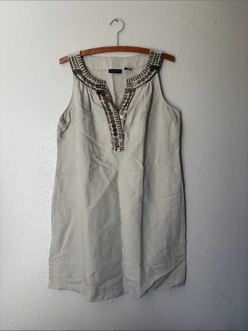 Size M New York & Company Linen/Rayon Sleeveless Dress